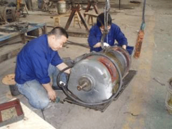 西瑪電機(jī)給專業(yè)電機(jī)修理工人一些小建議。