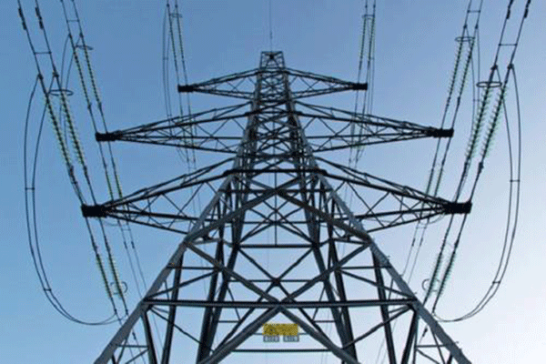 YRKK高壓電機必須承受多大的電壓？